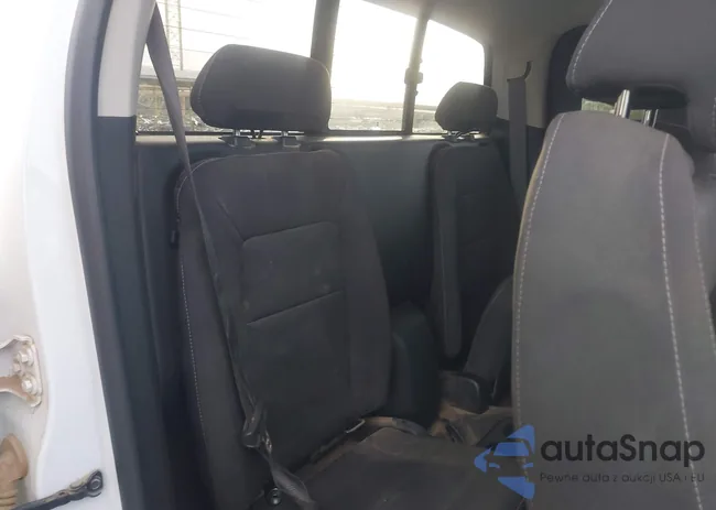 1GCHTCEA4N1304589: 44388807