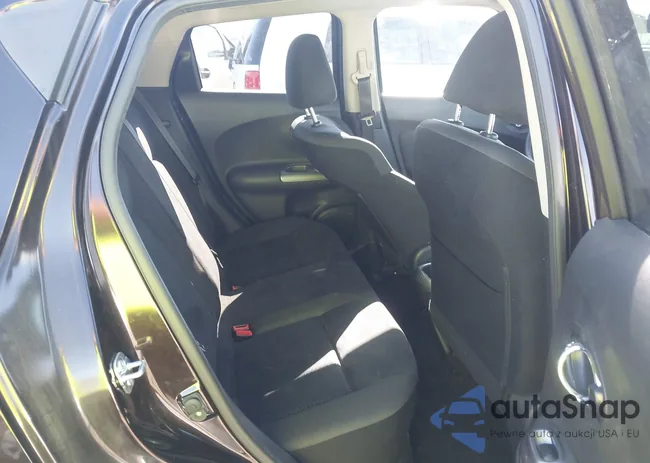 JN8AF5MR6FT504864: 44389867