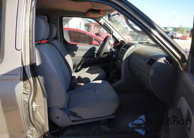 1N6ED27T52C338448: 44389923