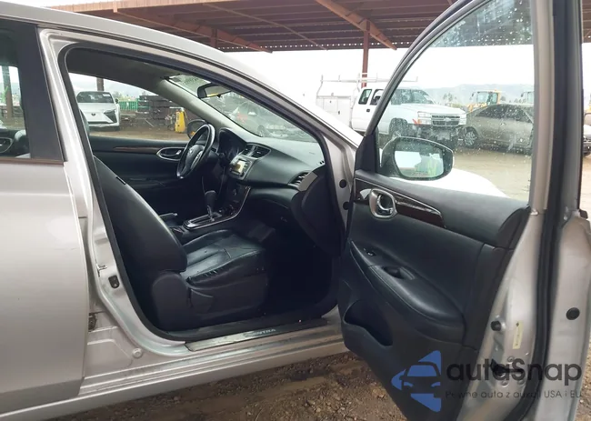 3N1AB7AP3DL684069: 44389953