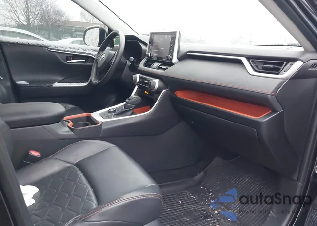 2T3J1RFV6KW043068: 44390011