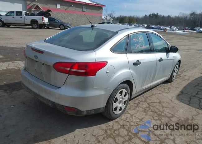 1FADP3E26JL213873: 44390046