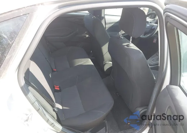 1FADP3E26JL213873: 44390046