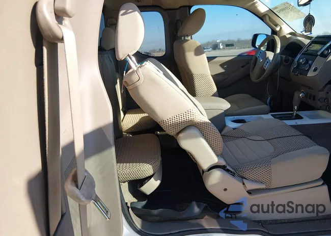 1N6AD0CU7DN749049: 44390054