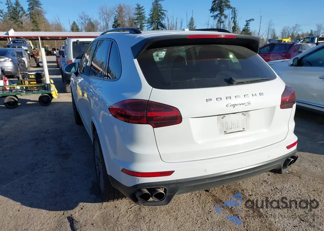 WP1AE2A27HLA70847: 44390266