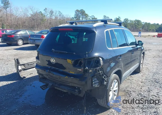 WVGRV7AX2HK003703: 44390299