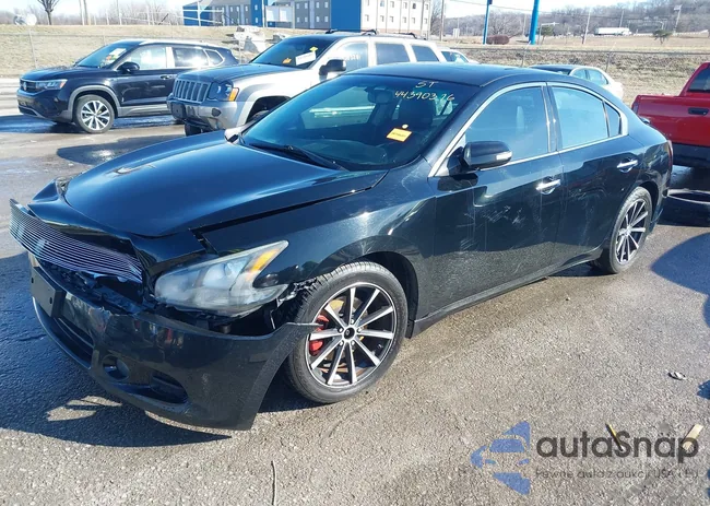 1N4AA5AP5EC475066: 44390316