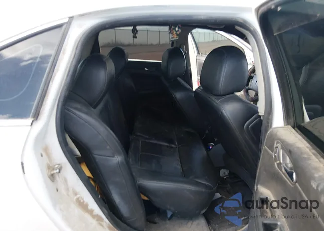 2G1WD5EM8B1281939: 44390360