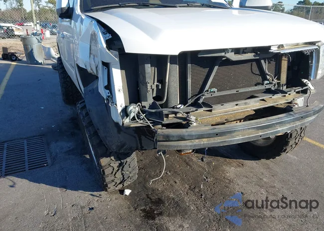 1GNFC13J97R200979: 44389502