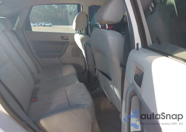 1FAHP35N79W186172: 44389557