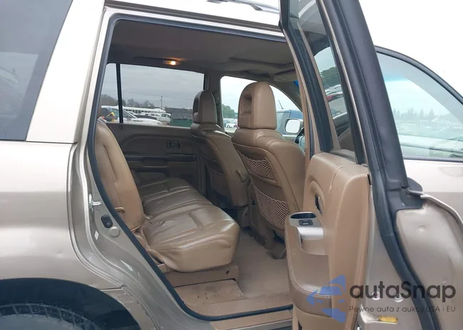 2HKYF18595H541842: 44389645