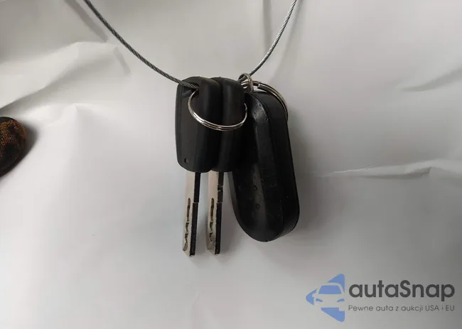 3C6TRVAG1HE552841: 44389651