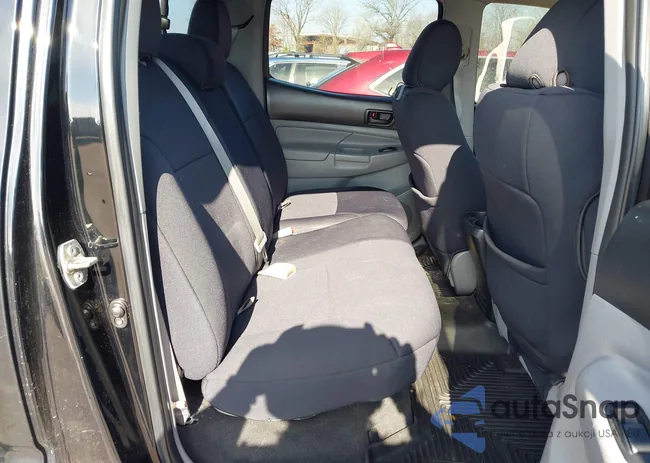 3TMLU4EN6DM132373: 44389844