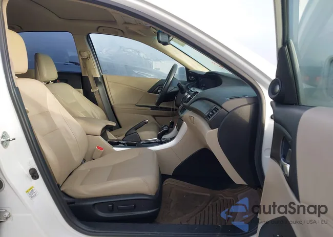 1HGCR2F87FA124055: 44390896