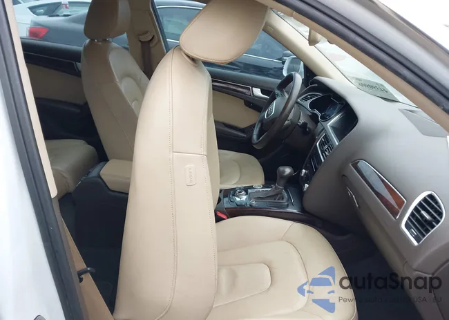 WAUEFAFL1EN013018: 44390906