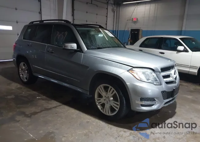 WDCGG8JB2FG347624: 44390996