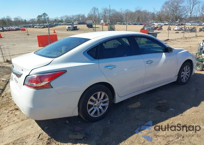 1N4AL3AP5FC486567: 44391035