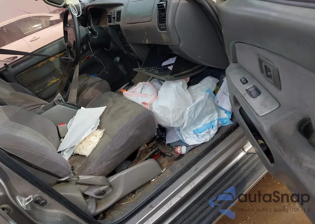 JT3GN86R820241526: 44391171