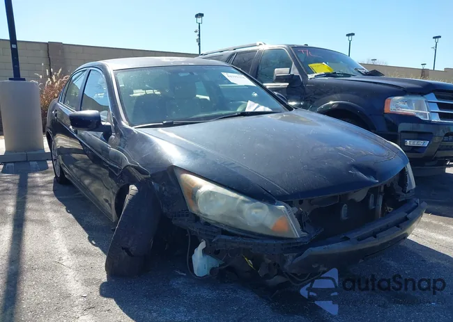 1HGCP2F35AA112103: 44391358