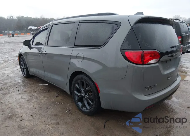 2C4RC1BG7LR273106: 44391360