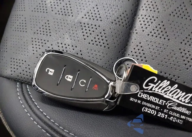 1G1FY6S04N4117544: 44391411