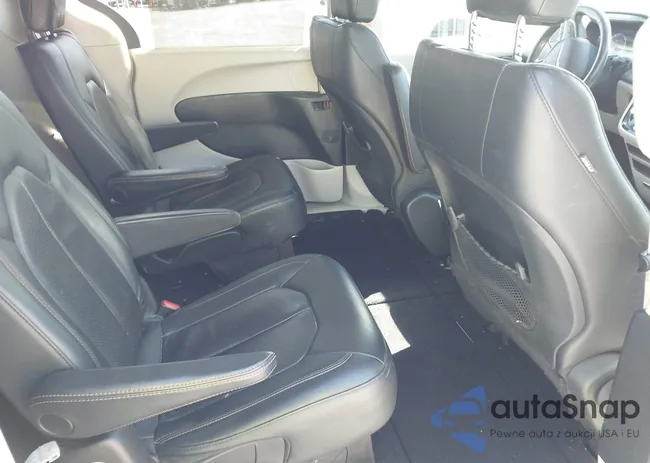 2C4RC1BG5LR124709: 44391431