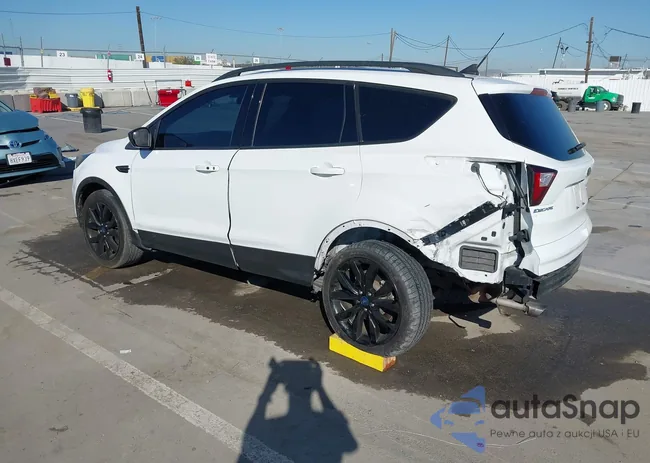 1FMCU0GD1KUA71922: 44390451