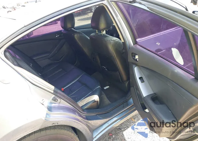 1N4AL2AP3AN424043: 44390452