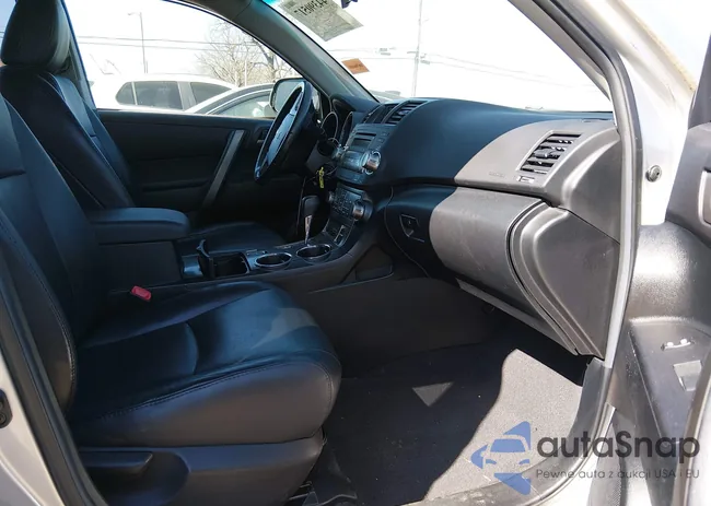 5TDKK3EH0AS017088: 44390517