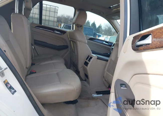 4JGDA5JB0EA268037: 44390530