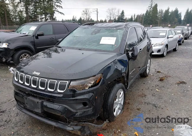 3C4NJDBB8NT102486: 44390562