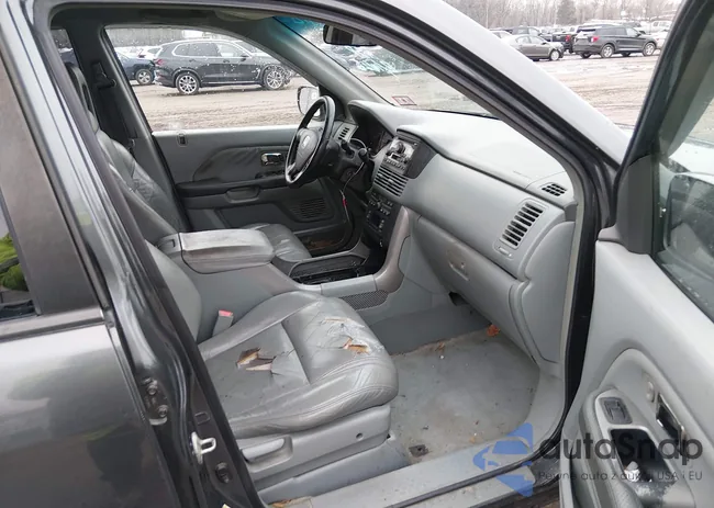 2HKYF18524H565687: 44390570