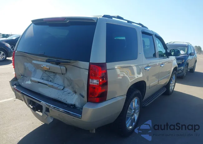 1GNUCCE01AR204328: 44390587