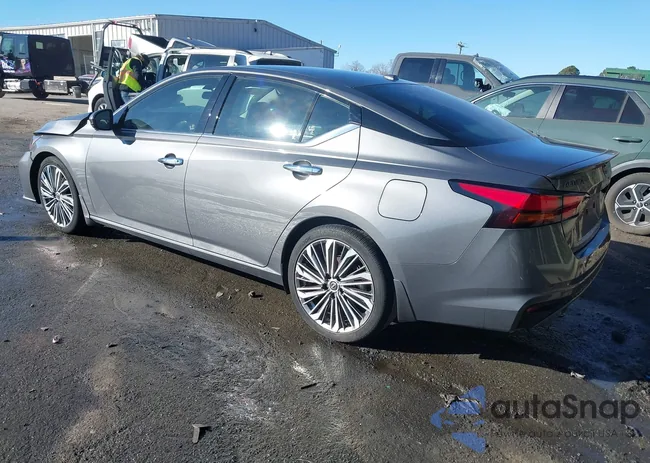 1N4BL4EV0RN397355: 44390602