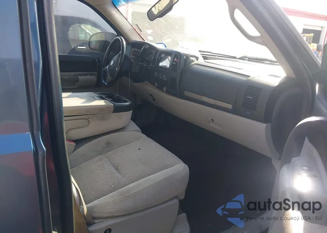 2GCEC19C871649513: 44390687