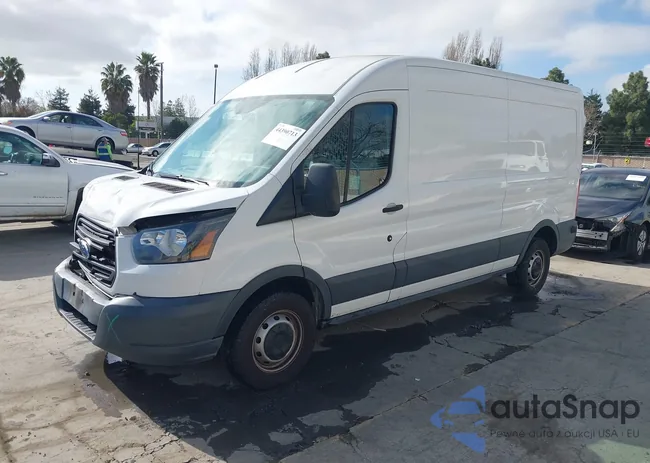 1FTNR2CG4FKA41180: 44390713