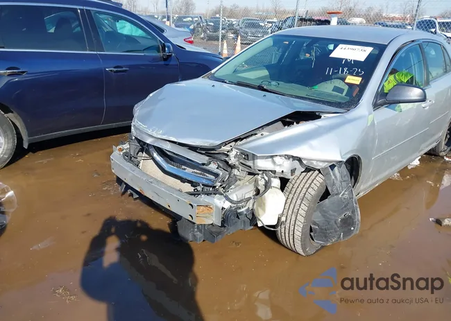 1G1ZB5EBXAF257795: 44390738