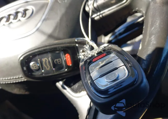 WAU32AFDXFN022202: 44390830