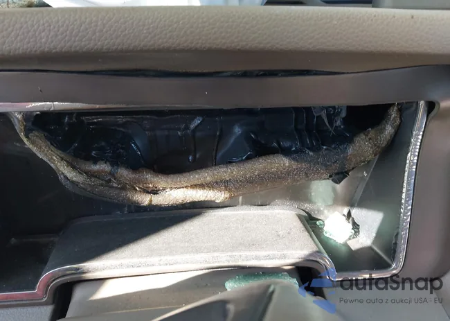 5LMJJ3H56DEL09203: 44391890