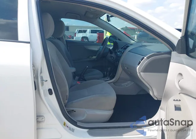 2T1BU4EE0AC517072: 44391967