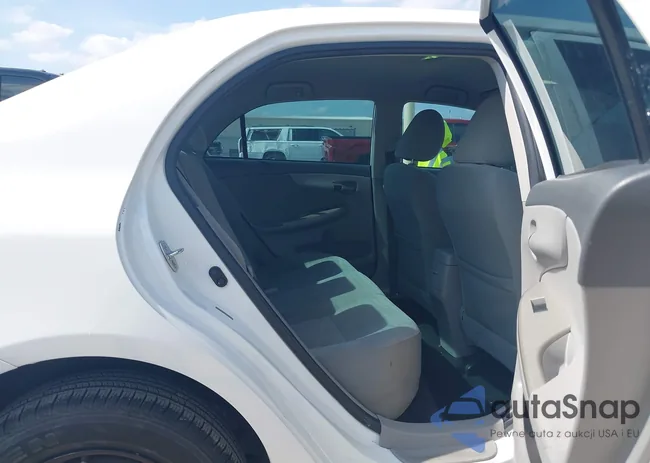 2T1BU4EE0AC517072: 44391967