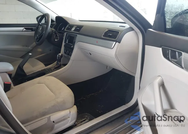 1VWAT7A35GC036589: 44391975