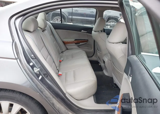 1HGCP3F80CA014875: 44391998