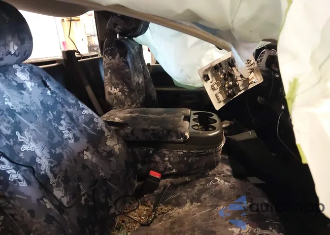 1GCNKSEA5BZ245288: 44392033