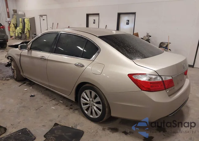 1HGCR2F80EA290447: 44392043