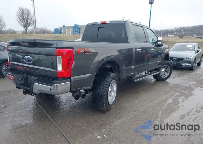 1FT7W2BT8KEE21678: 44392099