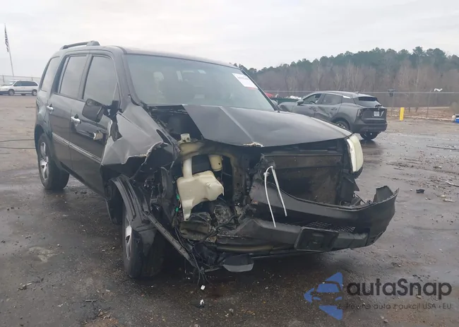 5FNYF3H97CB018104: 44392100