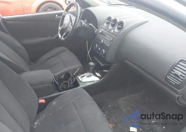 1N4AL2AP5BN473438: 44392137