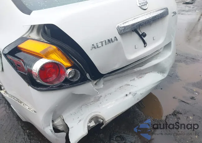 1N4AL2AP5BN473438: 44392137