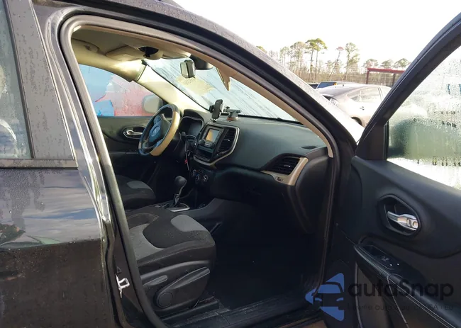 1C4PJLABXGW127875: 44392169